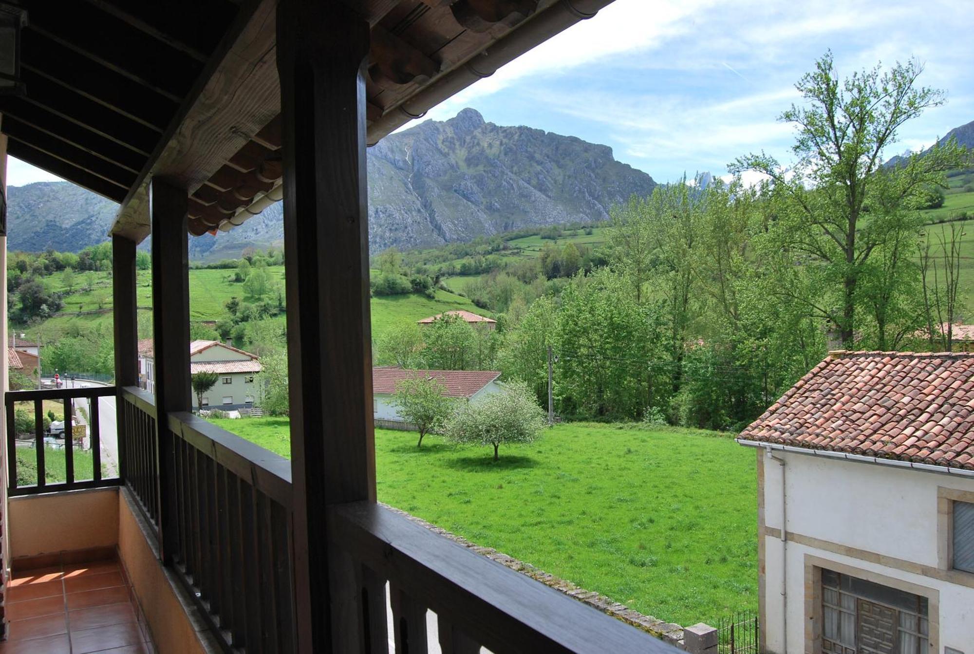 Apartament Mirador De Urriellu Poo  Zewnętrze zdjęcie